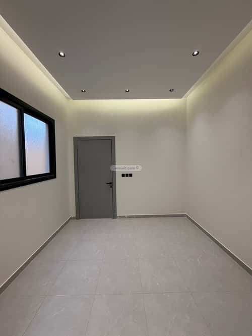 Floor with 5 Bedrooms Bader, South Riyadh, Riyadh