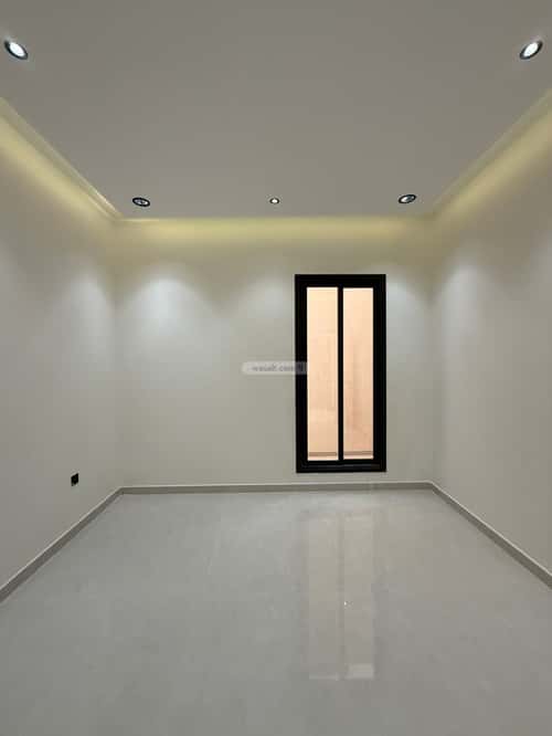 Floor with 5 Bedrooms Bader, South Riyadh, Riyadh