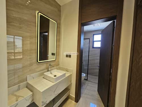 6 bedroom villa in Al Rimal