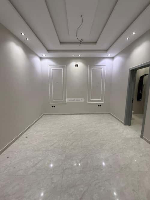 Floor with 5 Bedrooms Okaz, South Riyadh, Riyadh