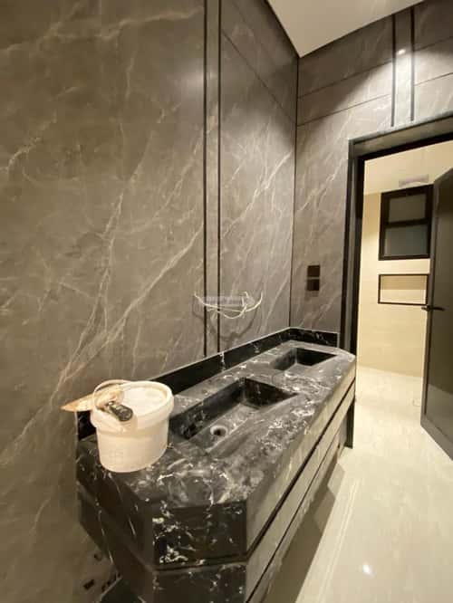 Floor 159 SQM with 7 bedrooms المطار، جازان