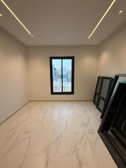 Apartment 168 SQM with 5 Bedrooms Al-Janadriyah, East Riyadh, Riyadh