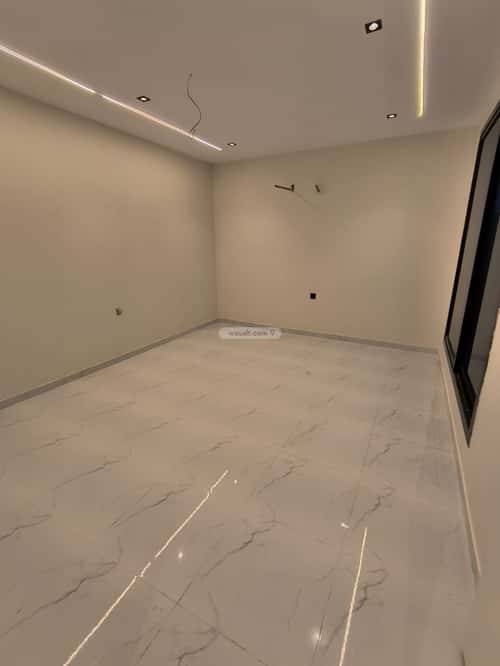 Villa 338 SQM Facing East on 15m Width Street Al Wasat District, Alttayif