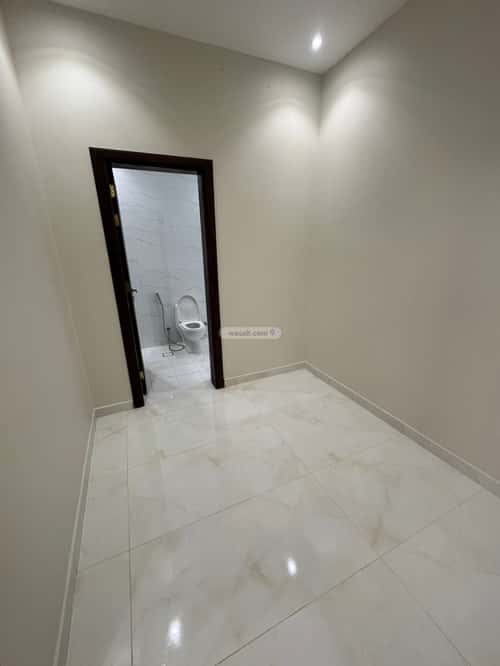 فيلا 9 غرف في الياقوت