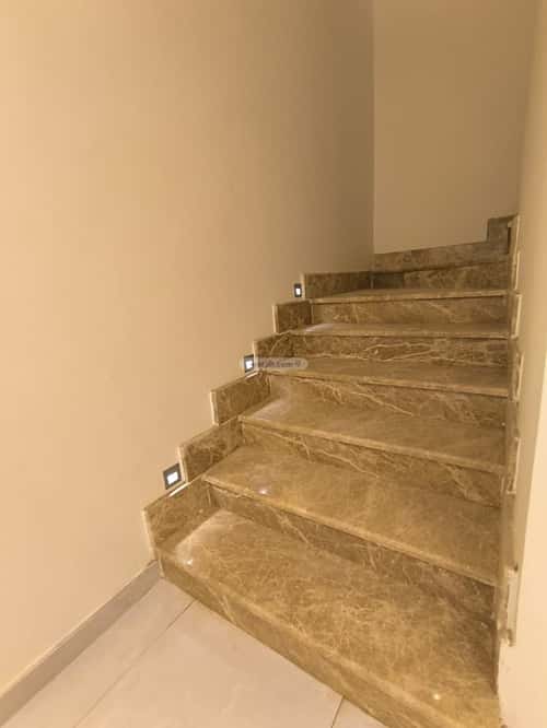 فيلا 312 متر مربع جنوبية على شارع 15م الفلاح، شرق جدة، جدة