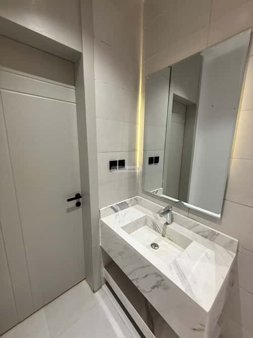 شقة 98 متر مربع ب 5 غرف الجنادرية، شرق الرياض، الرياض