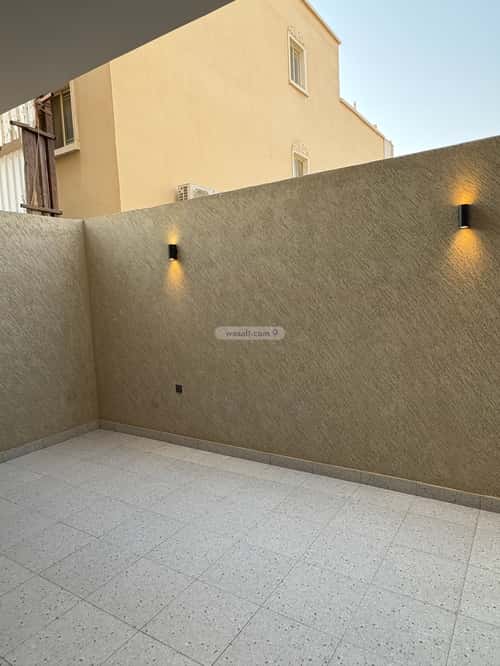 فيلا 275 متر مربع جنوبية على شارع 15م الصواري، شمال جدة، جدة