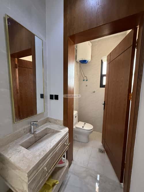 Floor with 5 Bedrooms Ar-Rimal, East Riyadh, Riyadh