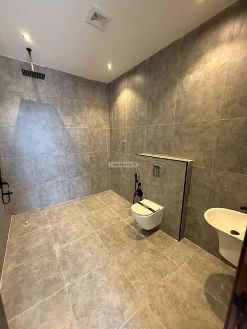 Apartment 189 SQM with 6 Bedrooms Al-Janadriyah, East Riyadh, Riyadh