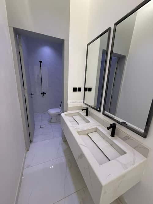 Apartment 260 SQM with 6 Bedrooms Al-Janadriyah, East Riyadh, Riyadh