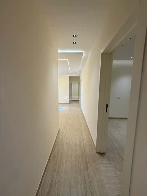 Floor with 4 Bedrooms Bader, South Riyadh, Riyadh