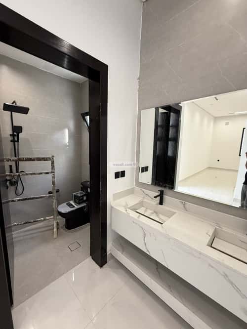 دور ب 5 غرف الجنادرية، شرق الرياض، الرياض