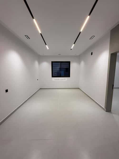 Floor with 6 Bedrooms Al-Janadriyah, East Riyadh, Riyadh