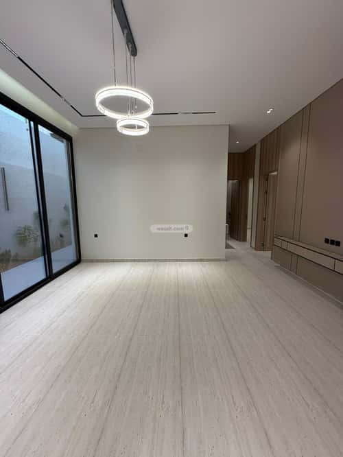 Apartment 312 SQM with 5 Bedrooms Al-Janadriyah, East Riyadh, Riyadh