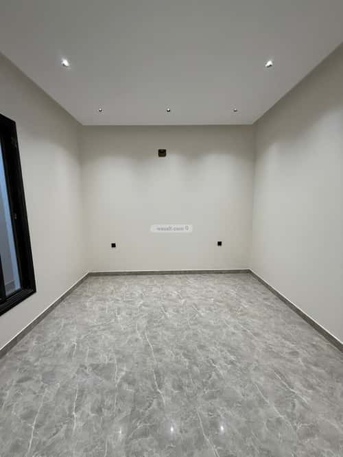 Floor with 5 Bedrooms Al-Janadriyah, East Riyadh, Riyadh
