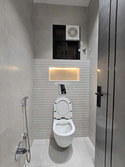 شقة 203 متر مربع ب 6 غرف المعارض، خميس مشيط