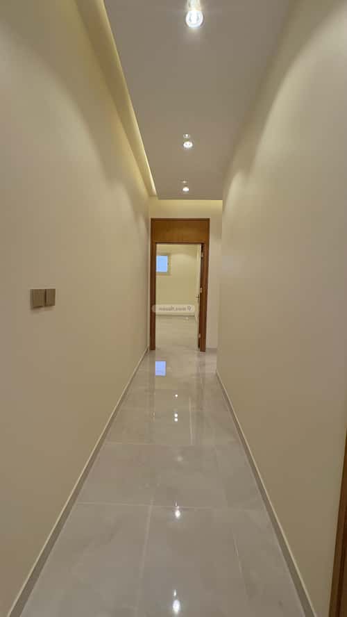 Apartment with 3 Bedrooms Al-Yarmouk, Tbwk