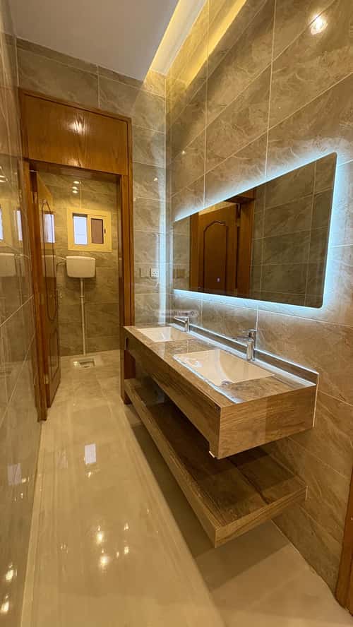 Apartment with 3 bedrooms اليرموك، تبوك