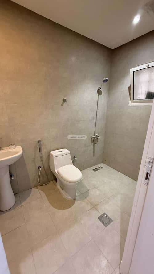 Floor 390 SQM with 3 Bedrooms Al-Yasmeen, North Riyadh, Riyadh