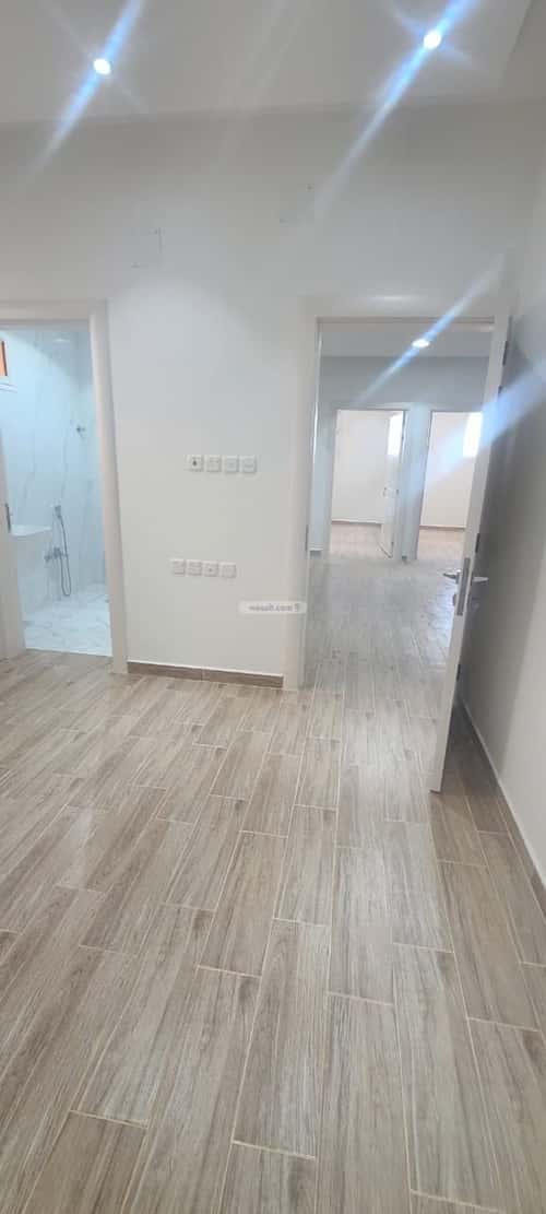 فيلا 249 متر مربع غربية على شارع 15م البساتين الشرقي، بريدة