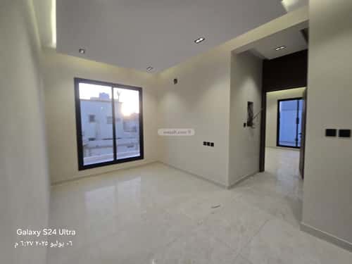 فيلا 200 متر مربع شرقية على شارع 15م طويق، غرب الرياض، الرياض