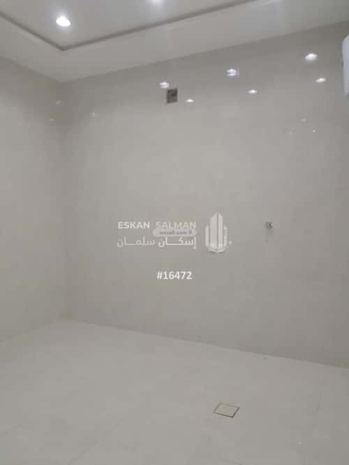 Floor 209 SQM with 6 Bedrooms West Al-Oraija, West Riyadh, Riyadh