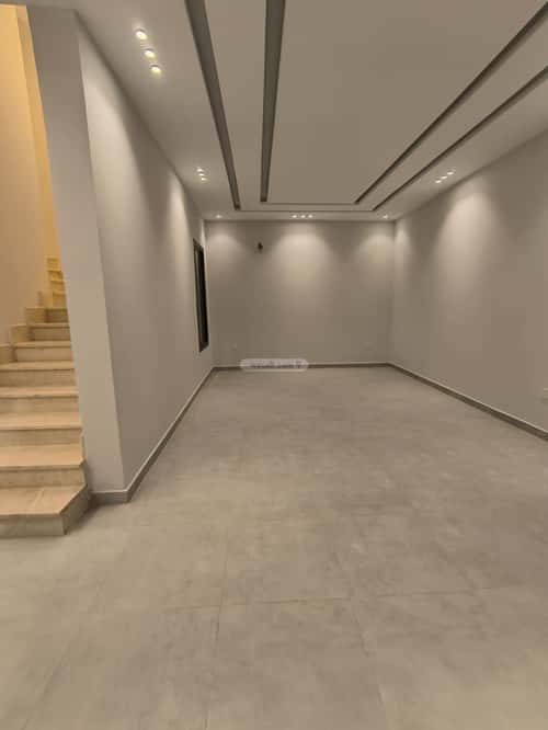 Villa 220 SQM Facing East on 20m Width Street Al Salyhyah, East Jeddah, Jeddah