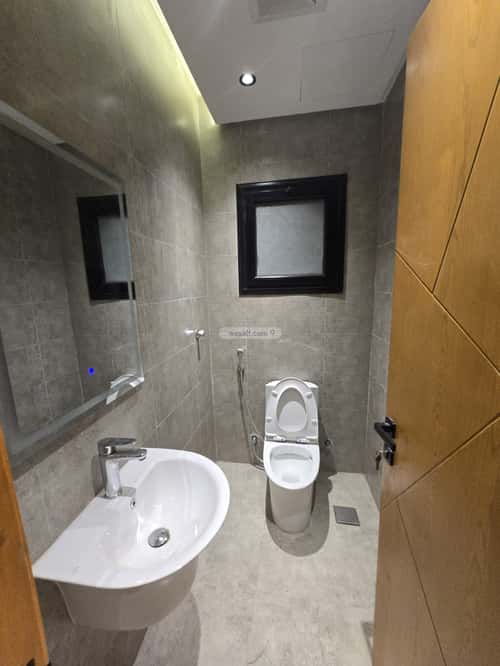 Apartment with 4 Bedrooms Bane Malek, South Jeddah, Jeddah