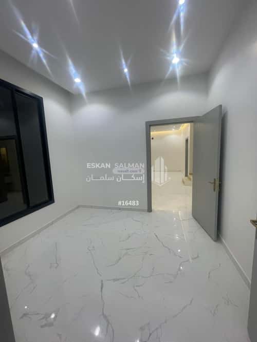 فيلا 270 متر مربع شرقية على شارع 20م المرجان، شرق الرياض، الرياض