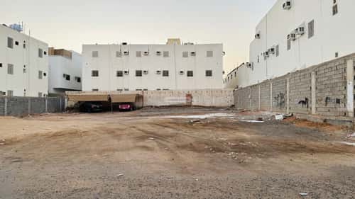Land 1050 SQM Facing East on 12m Width Street Al Difa'A, Madinah