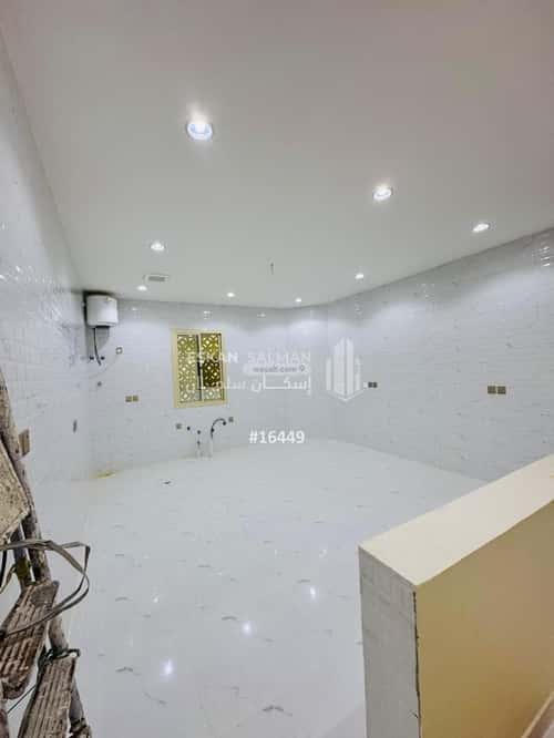 Floor 696.81 SQM with 7 Bedrooms Al Rahbah, Alttayif