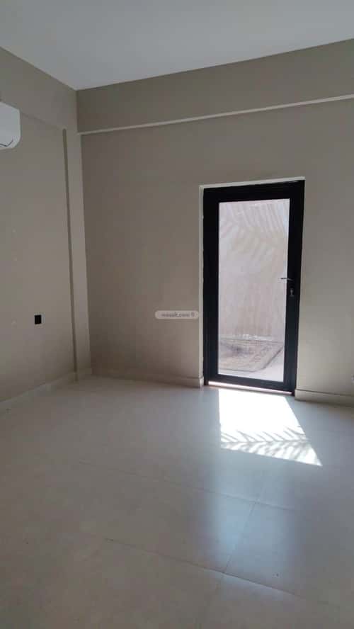 Villa 420 SQM Facing North on 15m Width Street Al-Malaz, Central Riyadh, Riyadh