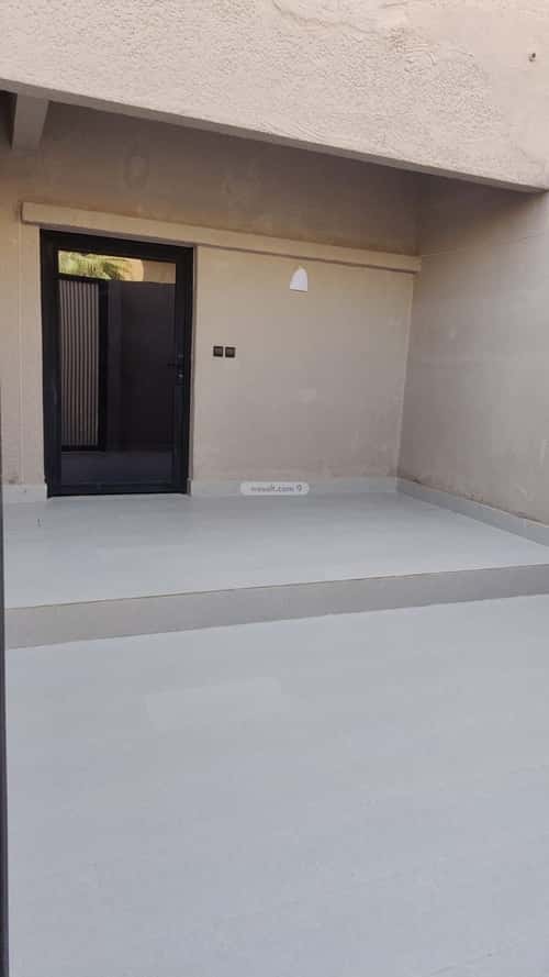 Villa 420 SQM Facing North on 15m Width Street Al-Malaz, Central Riyadh, Riyadh