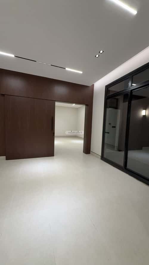Floor with 4 Bedrooms Az-Zahra, West Riyadh, Riyadh