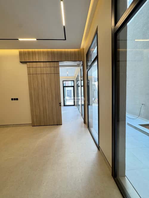 Villa 270 SQM with 1 Apartment Facing North Al- Nadwah, East Riyadh, Riyadh
