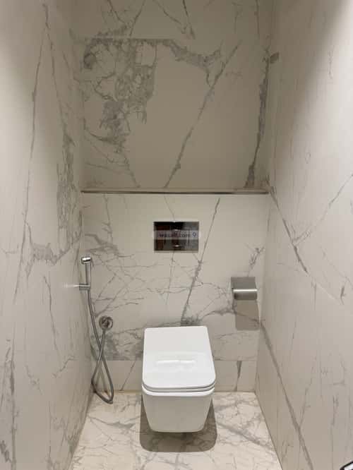 Villa 223.8300018310547 SQM Facing East with 4 Bedrooms Al-Muanisiyah, East Riyadh, Riyadh