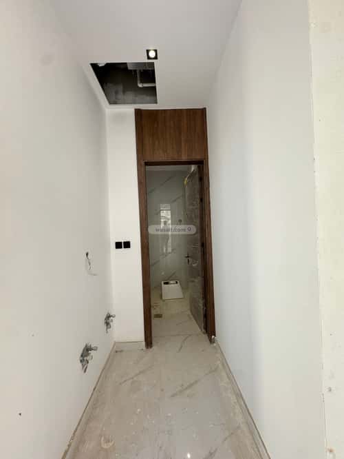 فيلا 391 متر مربع شمالية على شارع 18م القدس، شرق الرياض، الرياض