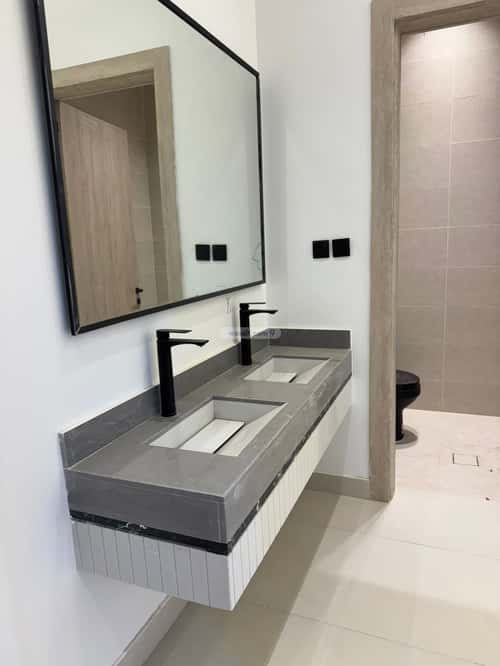 Floor with 4 Bedrooms Al-Khaleej, East Riyadh, Riyadh