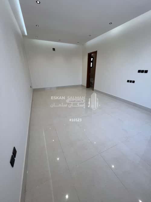 Villa 206.82 SQM Facing South on 15m Width Street Ar-Rimal, East Riyadh, Riyadh