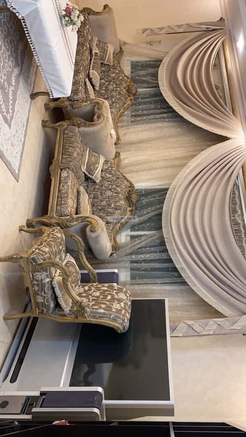 فيلا 600 متر مربع شمالية على شارع 20م النهضة، شرق الرياض، الرياض