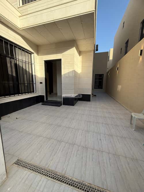 دور ب 5 غرف الندوة، شرق الرياض، الرياض