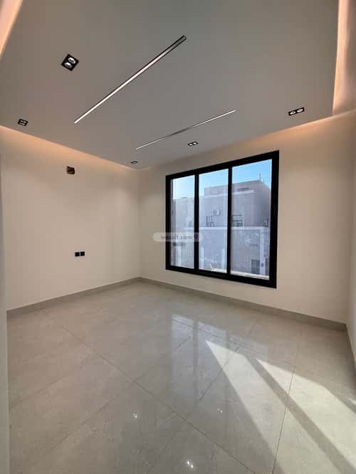 Floor with 5 Bedrooms Al- Nadwah, East Riyadh, Riyadh