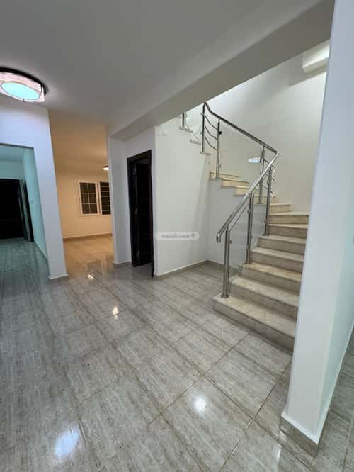 Villa 260 SQM Facing South with 4 Bedrooms Ar-Rimal, East Riyadh, Riyadh