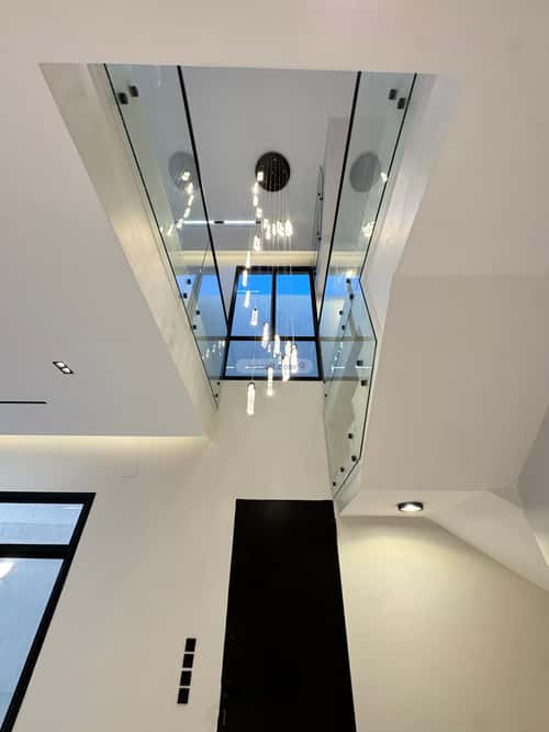 فيلا 312 متر مربع مع شقة واجهة جنوبية المعيزيلة، شرق الرياض، الرياض