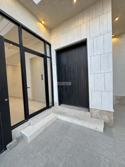 فيلا 312 متر مربع مع شقة واجهة جنوبية المعيزيلة، شرق الرياض، الرياض