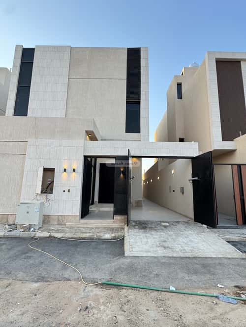 فيلا 312 متر مربع مع شقة واجهة جنوبية المعيزيلة، شرق الرياض، الرياض