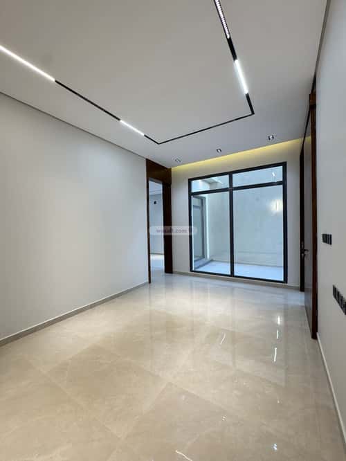 Villa 312 SQM with 1 Apartment Facing West Ar-Rimal, East Riyadh, Riyadh