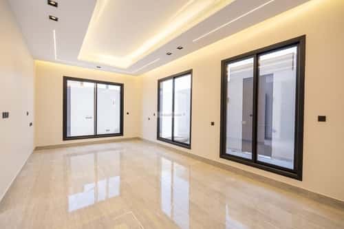 فيلا 210 متر مربع شرقية على شارع 15م العارض، شمال الرياض، الرياض