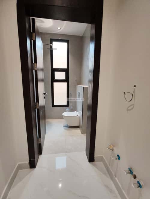 Floor 220.76 SQM with 4 Bedrooms Al-Muanisiyah, East Riyadh, Riyadh