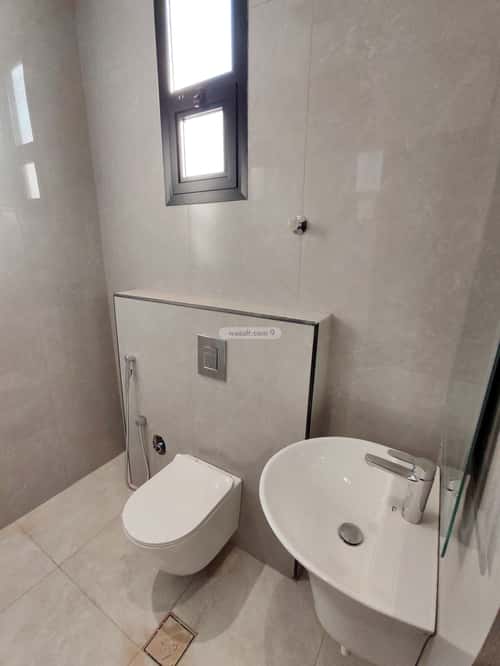 Floor 209.09 SQM with 4 Bedrooms Al-Muanisiyah, East Riyadh, Riyadh